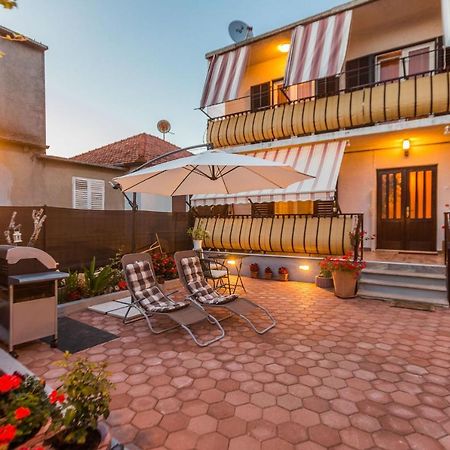 Apartments & Rooms Hosana Задар Екстериор снимка