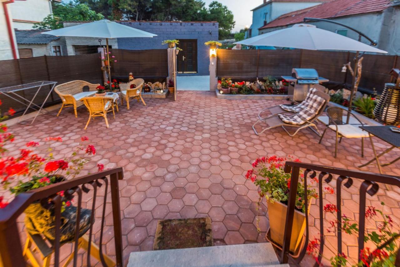 Apartments & Rooms Hosana Задар Екстериор снимка