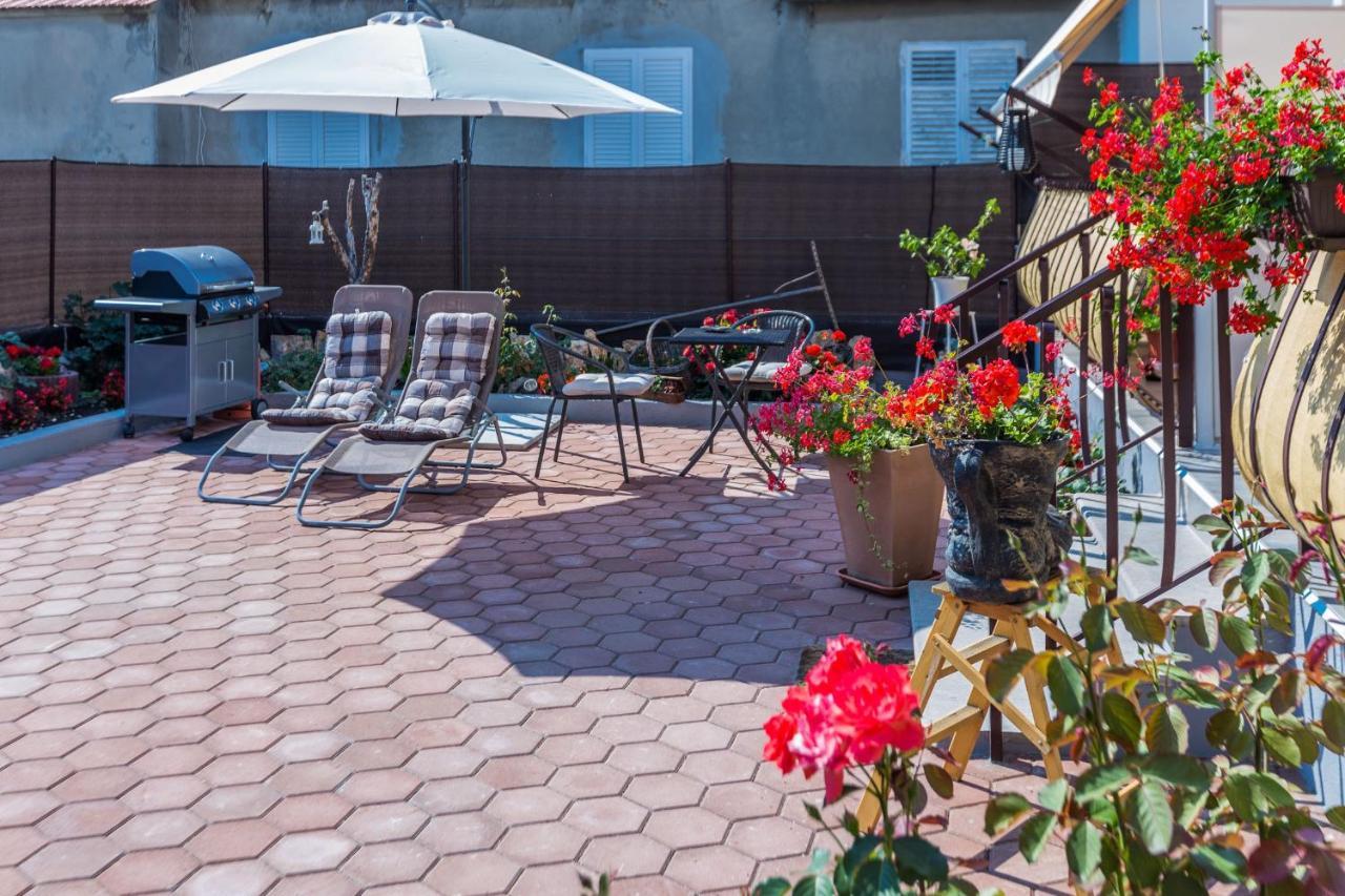 Apartments & Rooms Hosana Задар Екстериор снимка