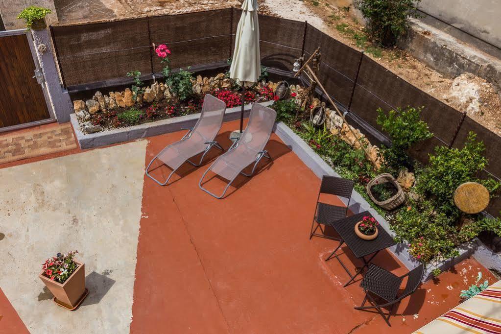 Apartments & Rooms Hosana Задар Екстериор снимка
